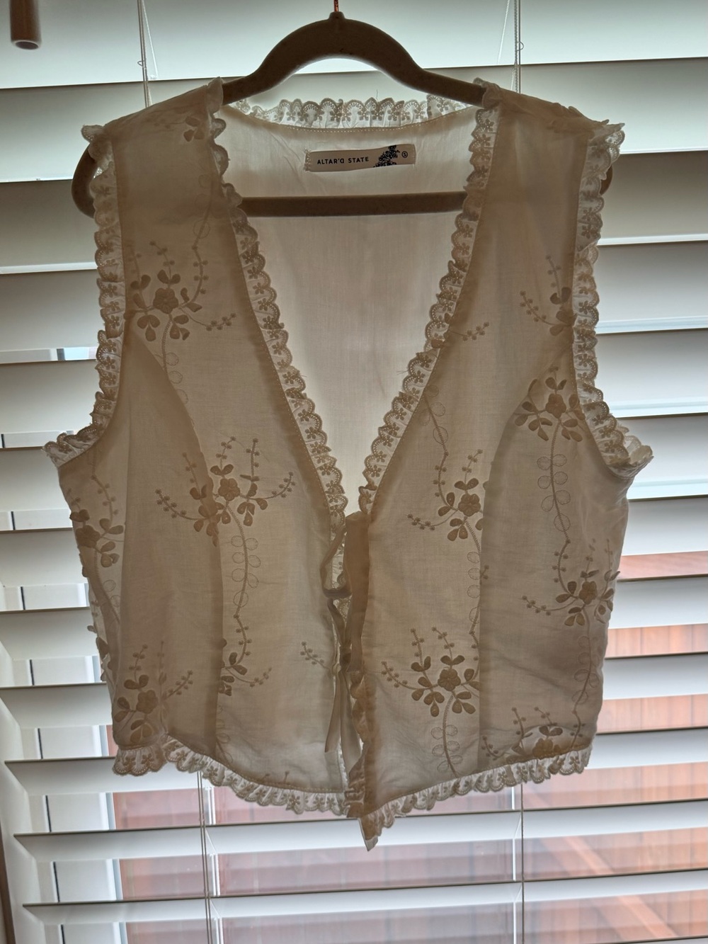 STATE Cream Sheer Embroidered Vest with Floral Trim- NWOT